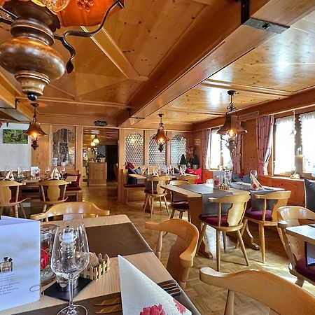 Hotel Hirschen Menzenschwand-Hinterdorf Exteriör bild