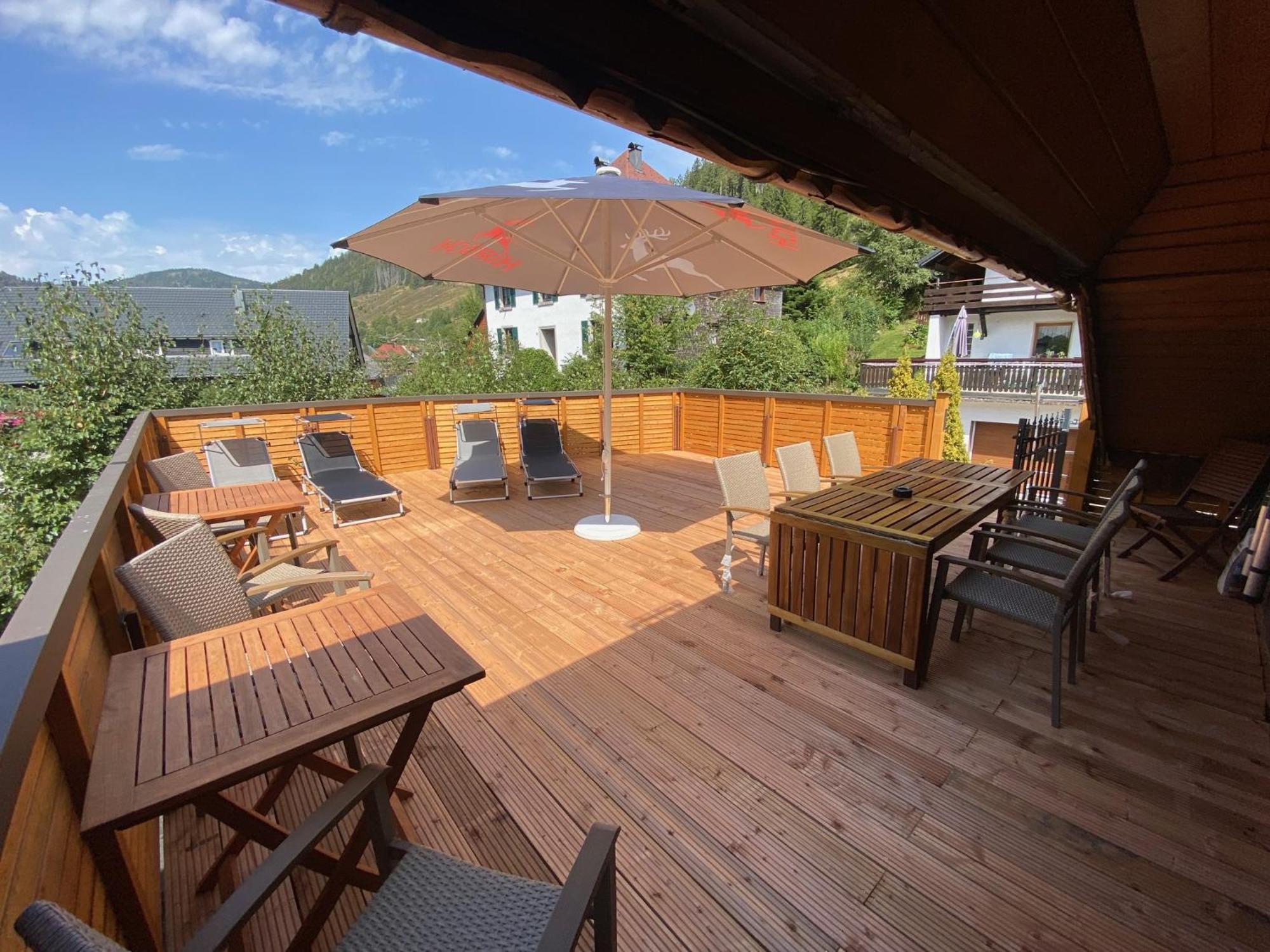 Hotel Hirschen Menzenschwand-Hinterdorf Exteriör bild